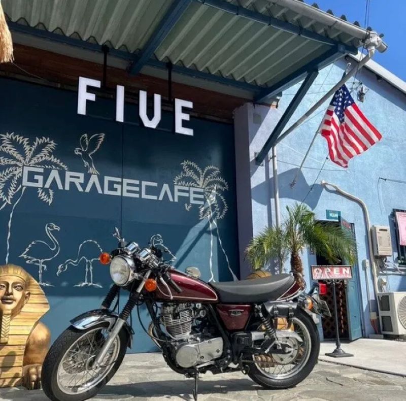 GARAGE CAFE FIVE kyoto(ガレージカフェファイブキョウト)
